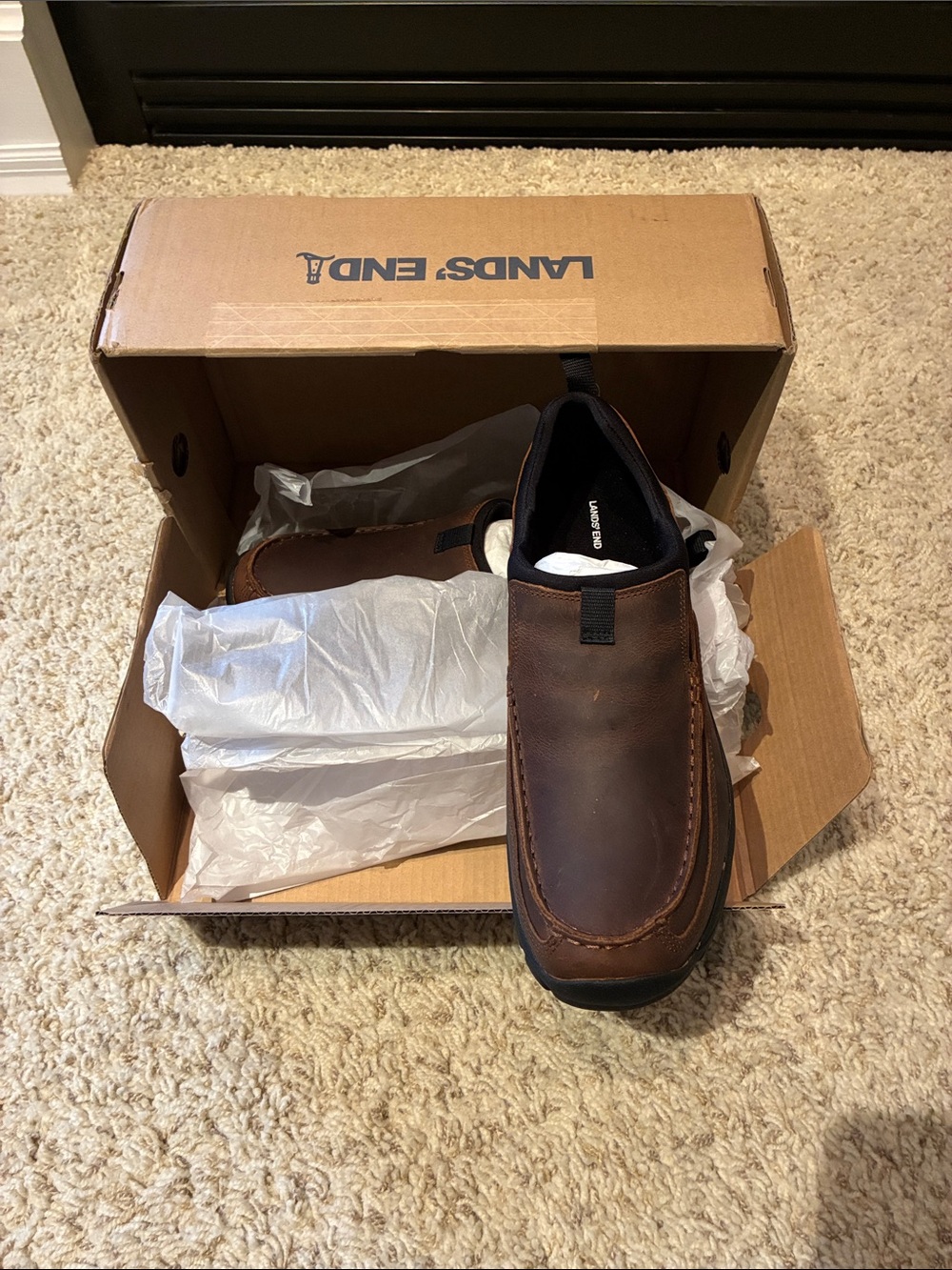 Lands' End Men's Brown Leather Slip-On Loafers brand new in box
